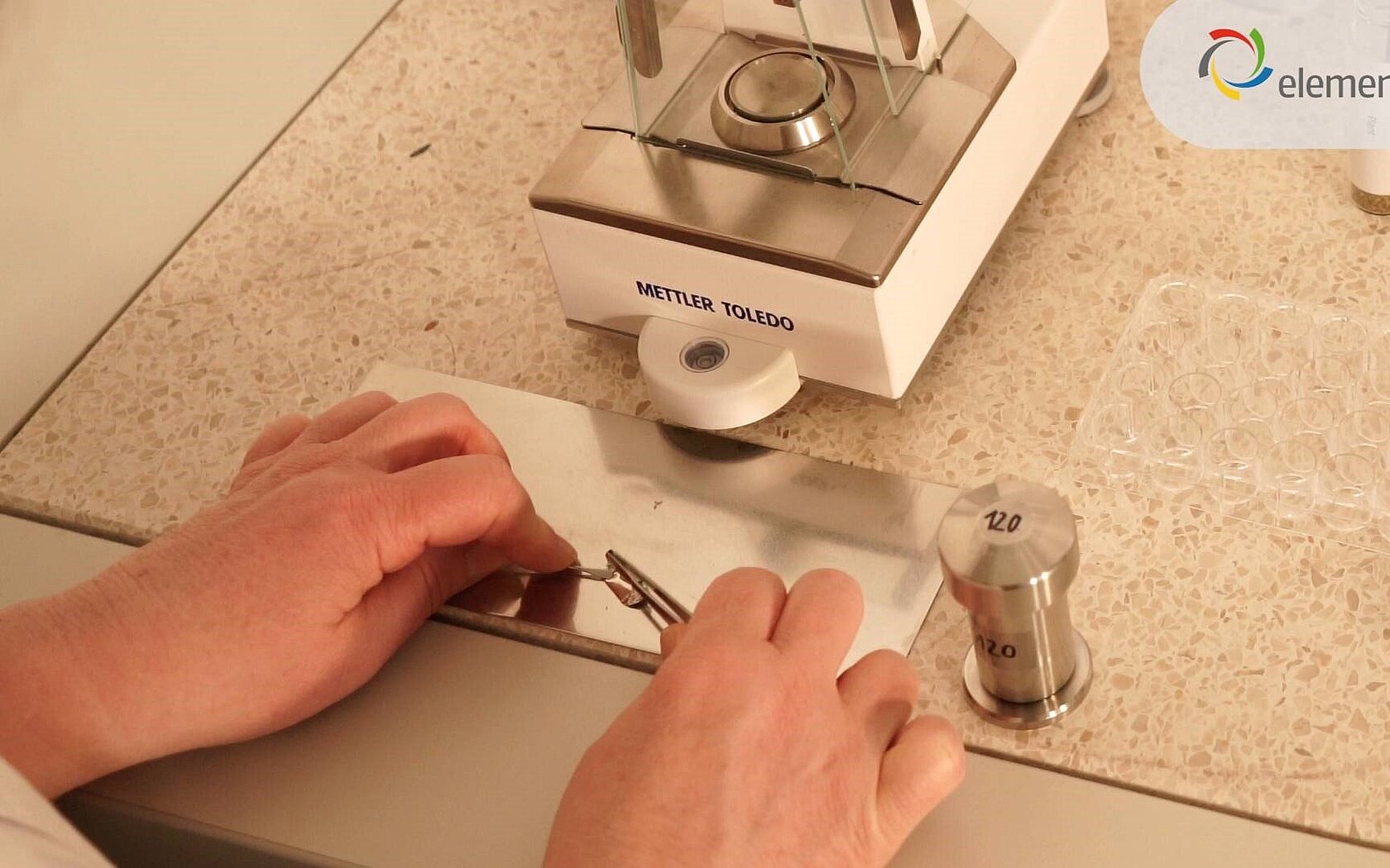 Weighing solid samples
