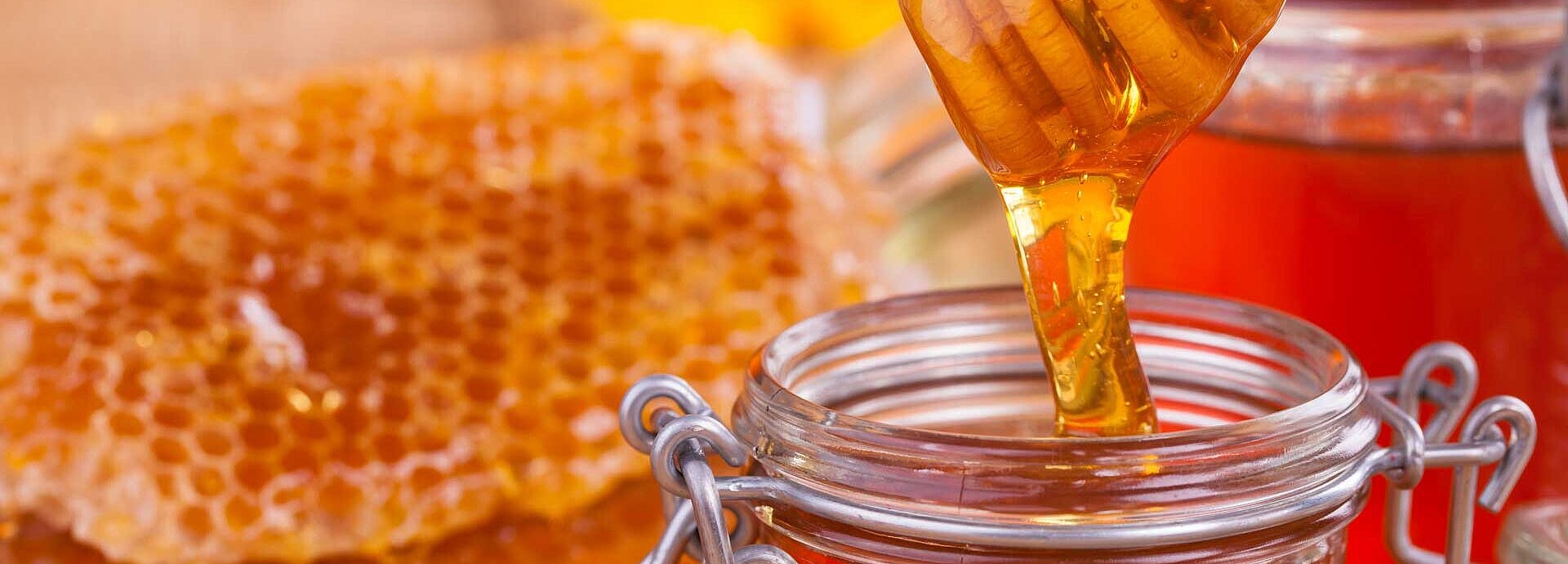 Stable isotope analysis can detect adulterated honey