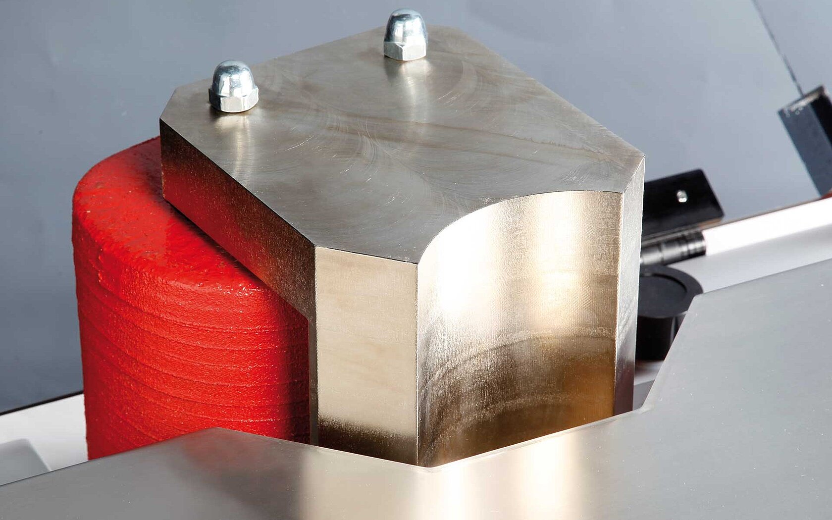 Electromagnet of isoprime visION