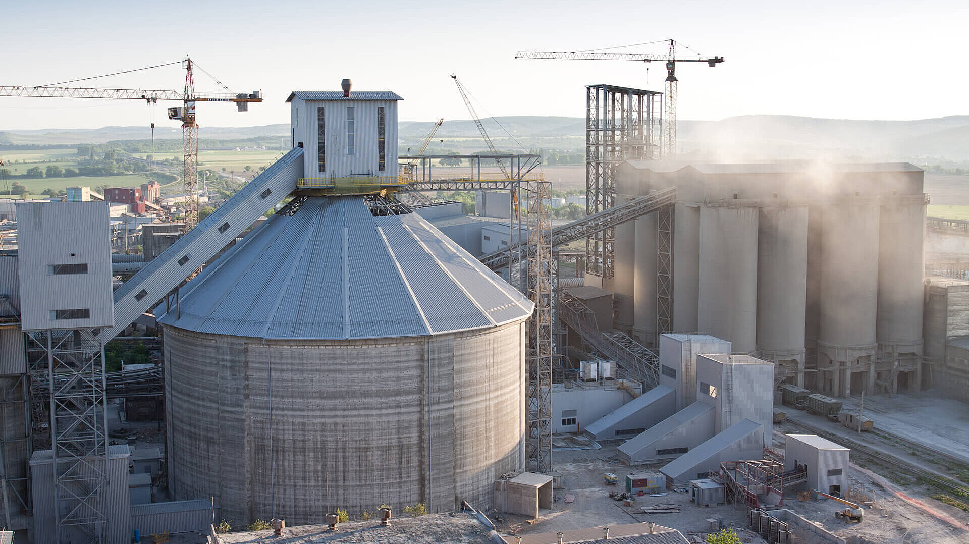 Cement analysis in production processes