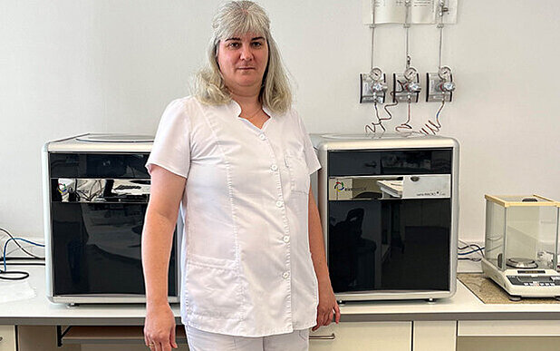 Éva Fekete, lab assistant at the Hamburger Hungária Ltd. Laboratory Power Plant