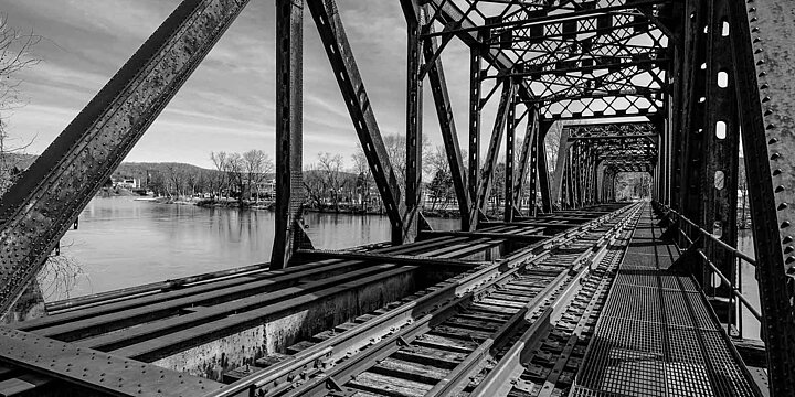 Steelbridge picture black & white